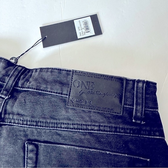 ONE Teaspoon Black Anchor Shorts Size 25 - Picture 6 of 12